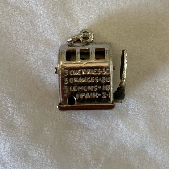 "One-Armed Bandit" Charm sterling - arm works - Picture 1 of 6